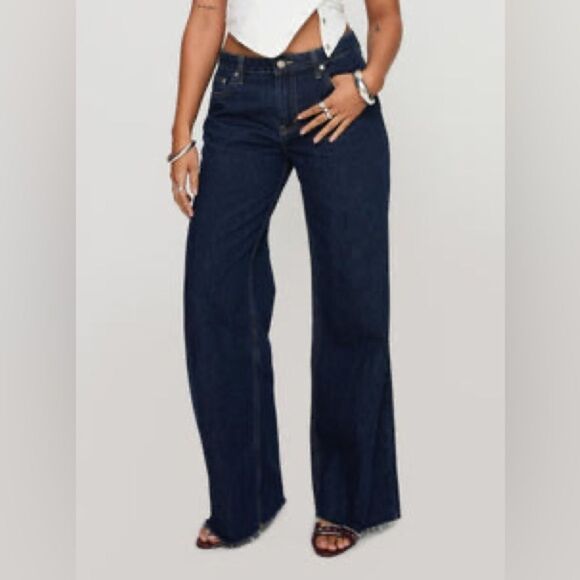 Princess Polly DARLA LOW RISE STRAIGHT JEAN DARK WASH size 2 NWT in packaging - Picture 6 of 9